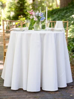 Lark Cotton Jacquard Round Cloth - White