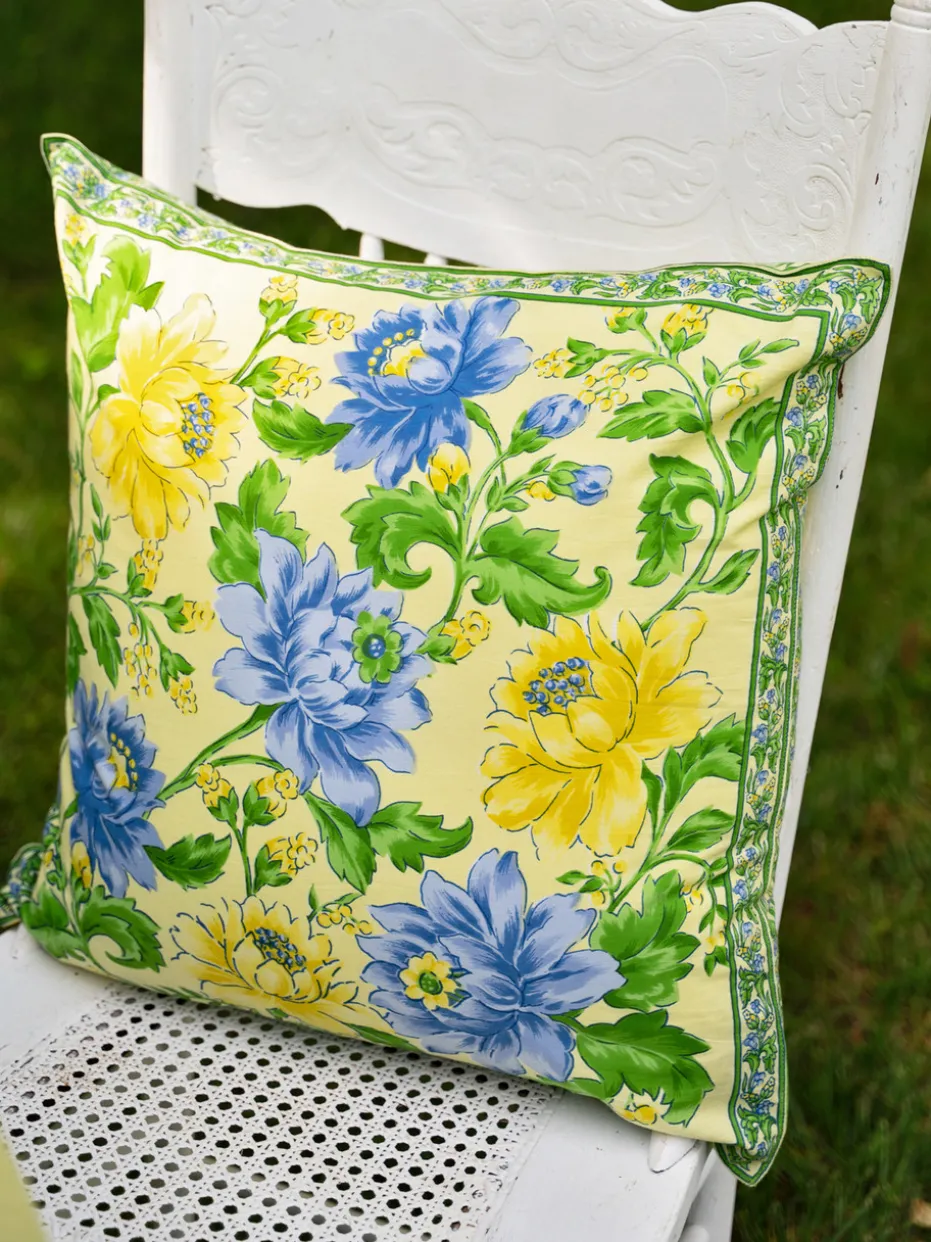 Rosehip Cushion Cover - Yellow