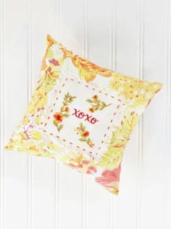 XOXO Cushion - Spring Gathering